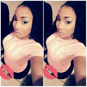 Meet your Posher, Latoya